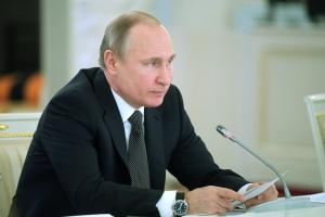 Владимир Путин: Оборонные предприятия будут обеспечены работой и заказами.